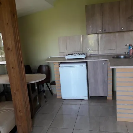 Apartment Vishnevyj Pereulok 15 Odesa Exterior photo