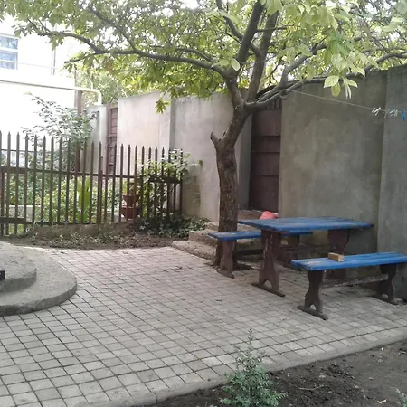 Apartment Vishnevyj Pereulok 15 Odesa Exterior photo